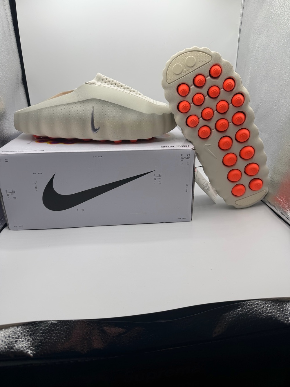 Brand New Nike Mind Slides. Light Bone Color-Way RARE SIZE 14